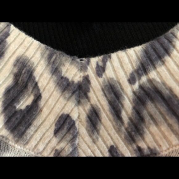 Great sweater by Express in SP - Picture 2 of 3